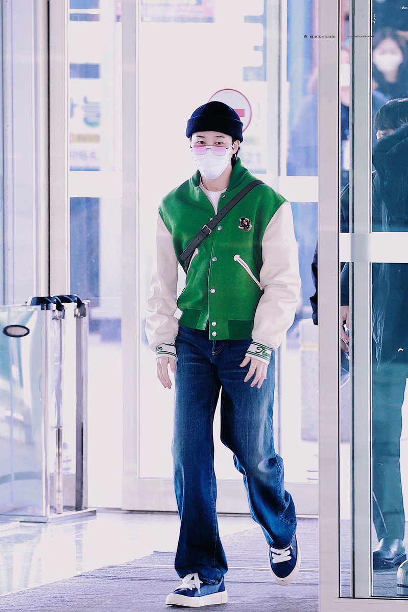 SLAY BTS - [BTS' Airport Fashion Pt1] #JIMIN making the