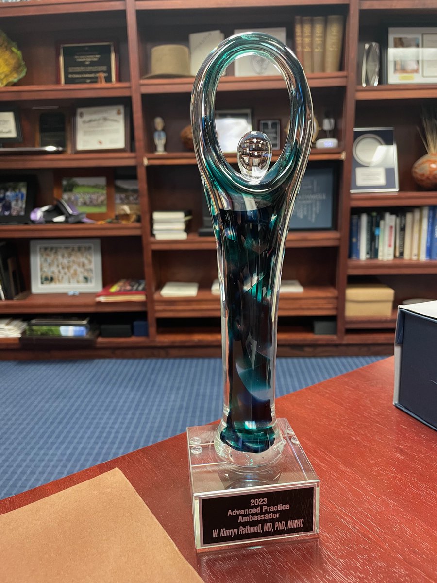 This award means a huge amount to me. Throughout my career I've worked alongside amazing APPs. Fitting this looks like an #AcademyAward because I can't possibly name all the amazing NPs/PAs/LCSWs...who make a difference in how we carry out our mission. Thank you @JacksonHeatherJ