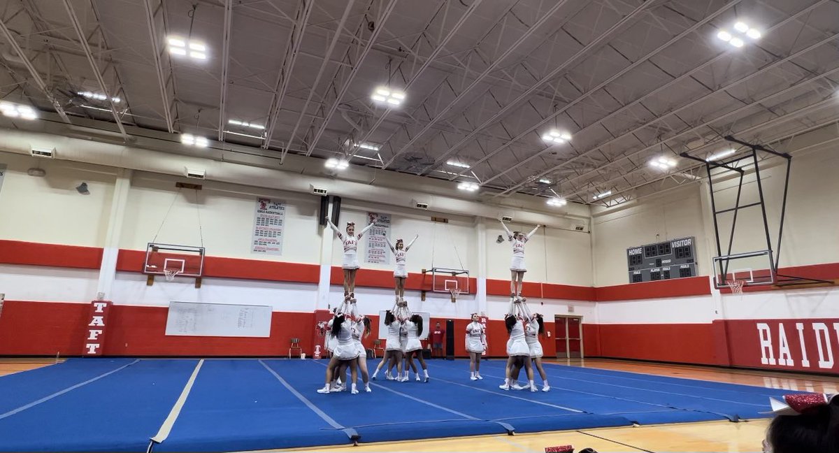 Taft Cheerleading tweet media