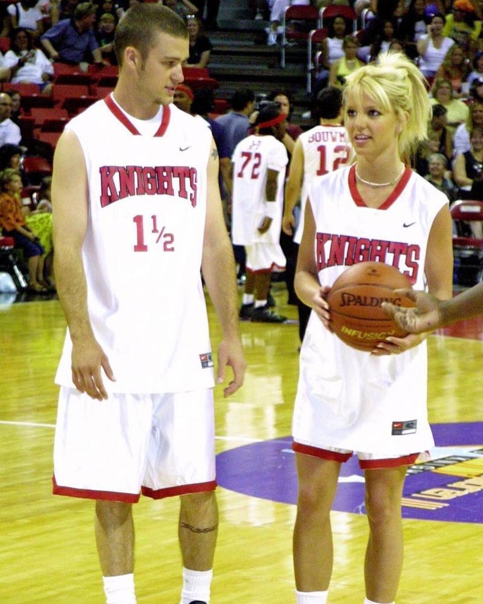 BreatheHeavy on Twitter "Britney posts photos of her and Justin