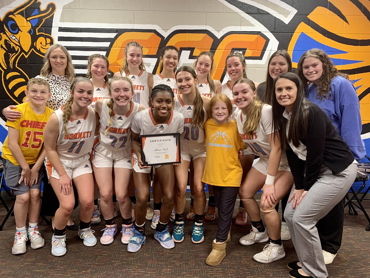 BIG night for our girl! She set a new program record for steals in a career. She will now be known as “Alana Steals” <a href="/Alana3861/">Alana Seals</a>