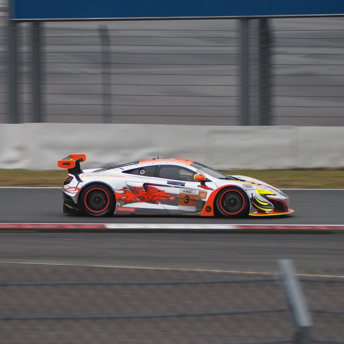 ne2_toshi_2's tweet photo. 2015/2016 Asian Le Mans Series 
Round 1 Fuji Speed Way

GT Class
#3 CLEARWATER RACING
McLaren 650S GT3
Mok Weng Sun 
Rob Bell
Keita Sawa 

#AsianLeMans 
#富士スピードウェイ 
#CLEARWATERRACING 
#MokWengSun 
#RobBell 
#KeitaSawa https://t.co/KZFb0eoqmB