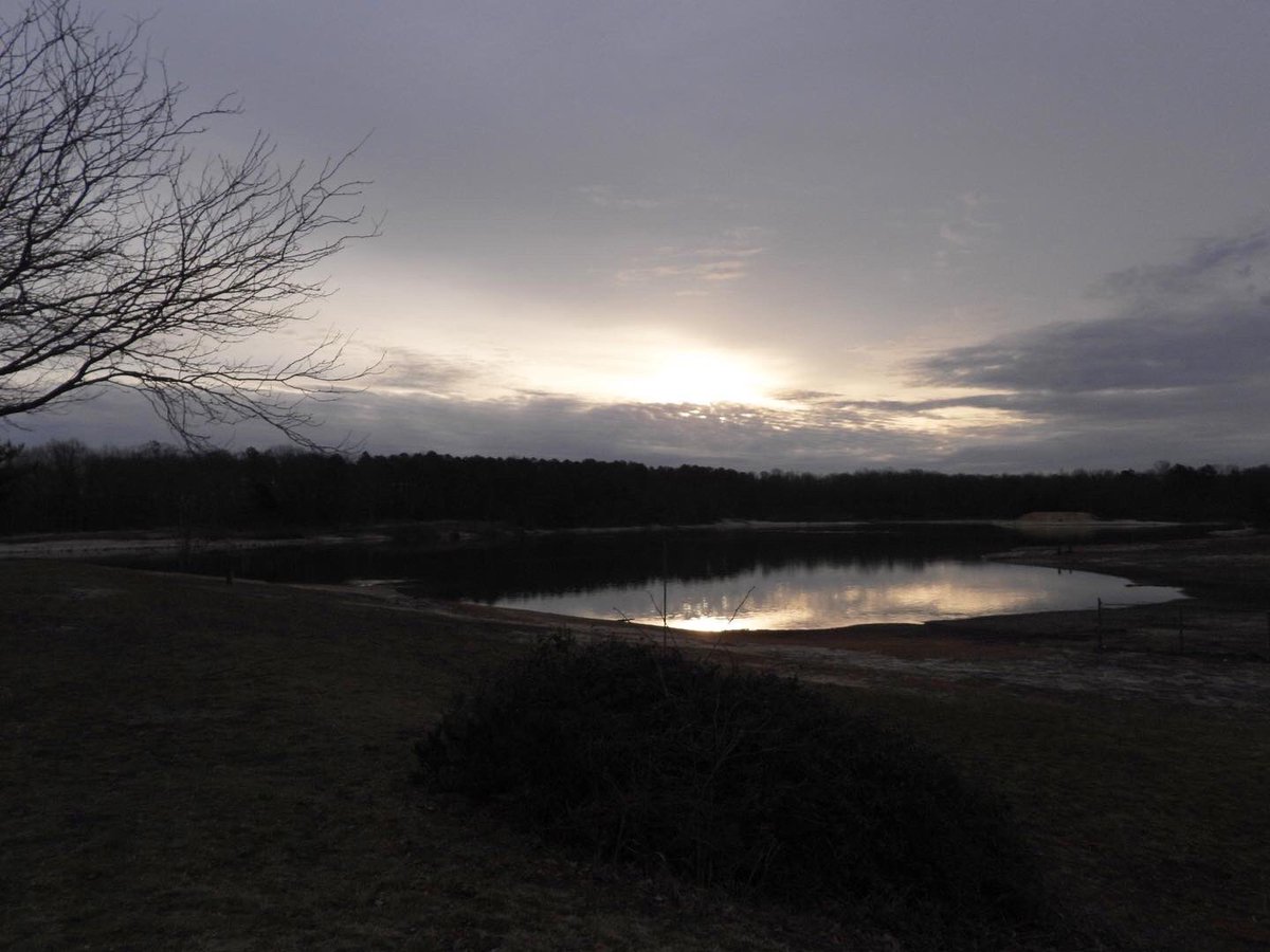 The skies looked intense this morning…
#morningsky #sunrise #morningglow #january17th2023