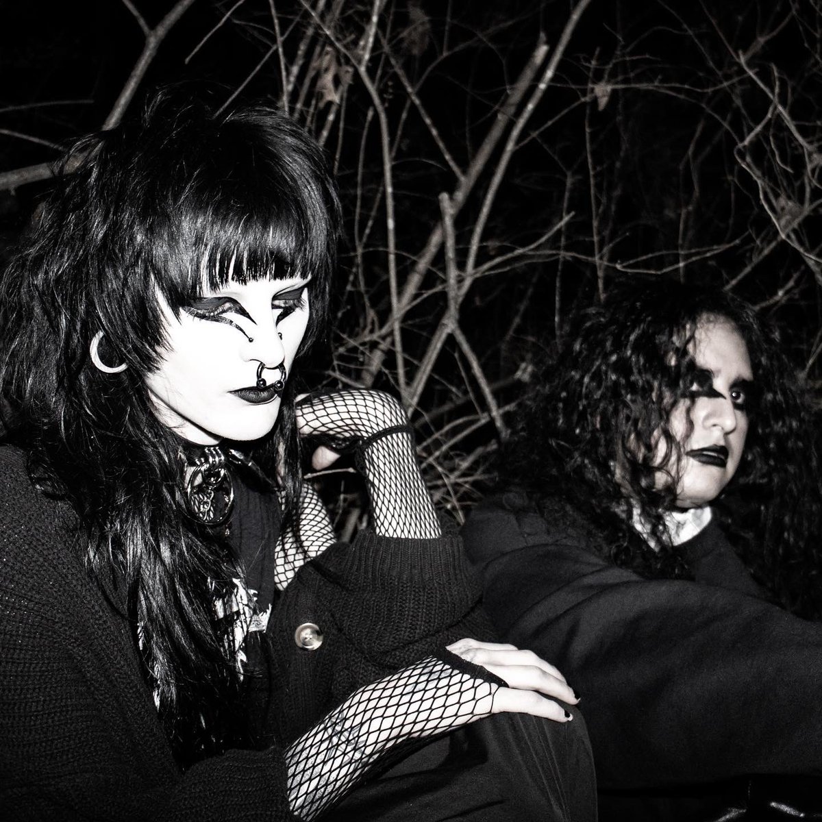 Witchloverband's tweet photo. Stream Witch Lover >
https://t.co/8Bz9cm7Hn6 https://t.co/ud5xkc5ZVH