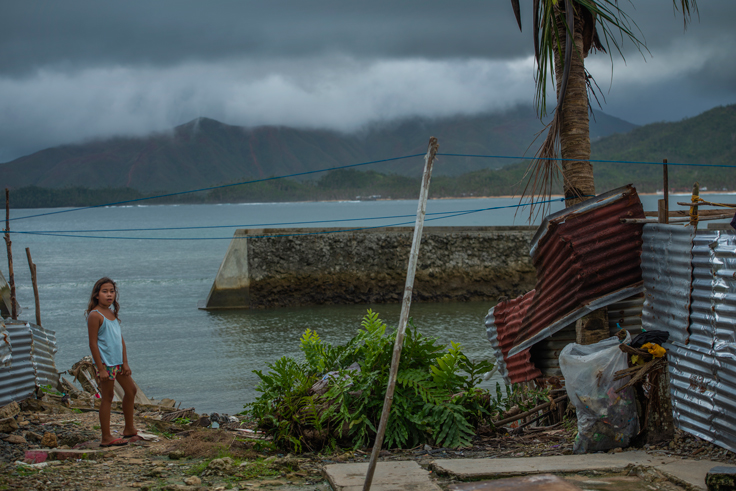 ECHO_Asia's tweet photo. Surrounded by major tectonic plates & at the center of a typhoon belt, the Philippines is one of the world's most disaster-prone countries. Last year, the EU provided over €14M in support to the most vulnerable. Find out more in our latest fact sheet 👉 https://t.co/pt5xnjBp50 https://t.co/xaHyomqfMC
