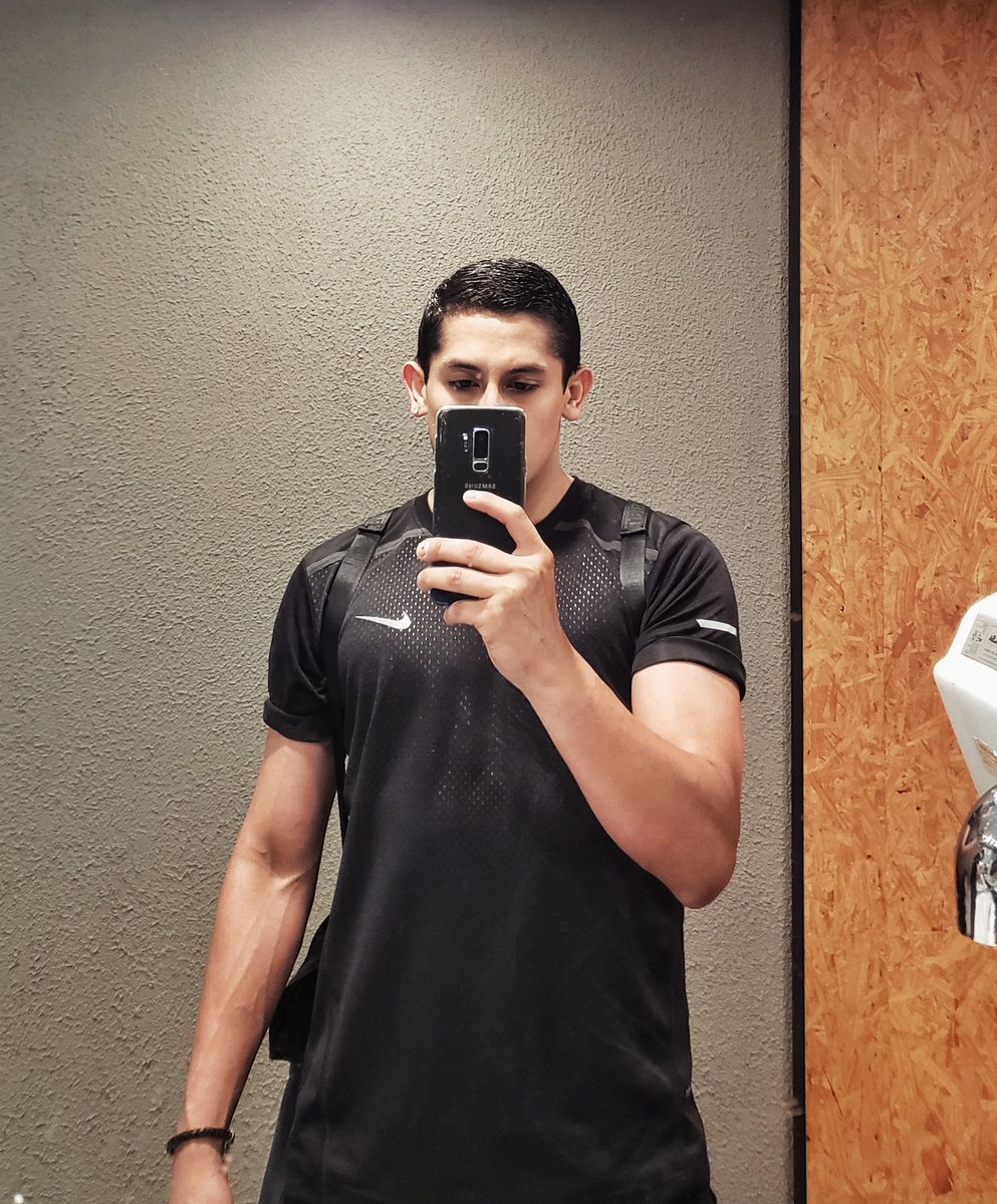 lyonepictime's tweet photo. Considerando seriamente dejar Scortfit #Gymoff https://t.co/RORKDGmRkb