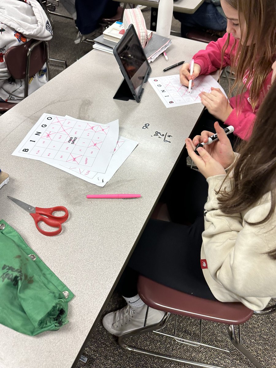 FiveFootTeacher's tweet photo. How do you make review fun you ask?
#1- write on the tables with expo markers. Way more fun than just paper and pencil!
#2- Create your own BINGO board.
This was a perfect way to review for MAP testing tomorrow!
@CenturyWildcats #osd135 #BingoReview #EngagedLearners https://t.co/wcPbmZPFHu