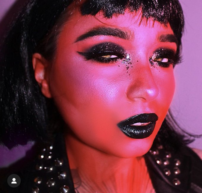 Just got access to my old mua insta 🥲🥲 https://t.co/iPMbmKc98X