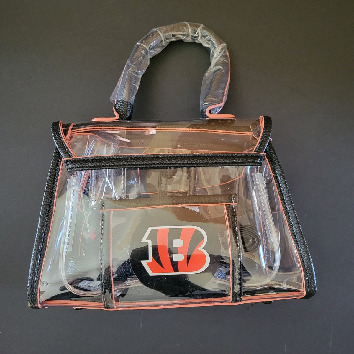 Luvlite43's tweet photo. Back in stock! Who Dey! https://t.co/Bi8qGgVS94