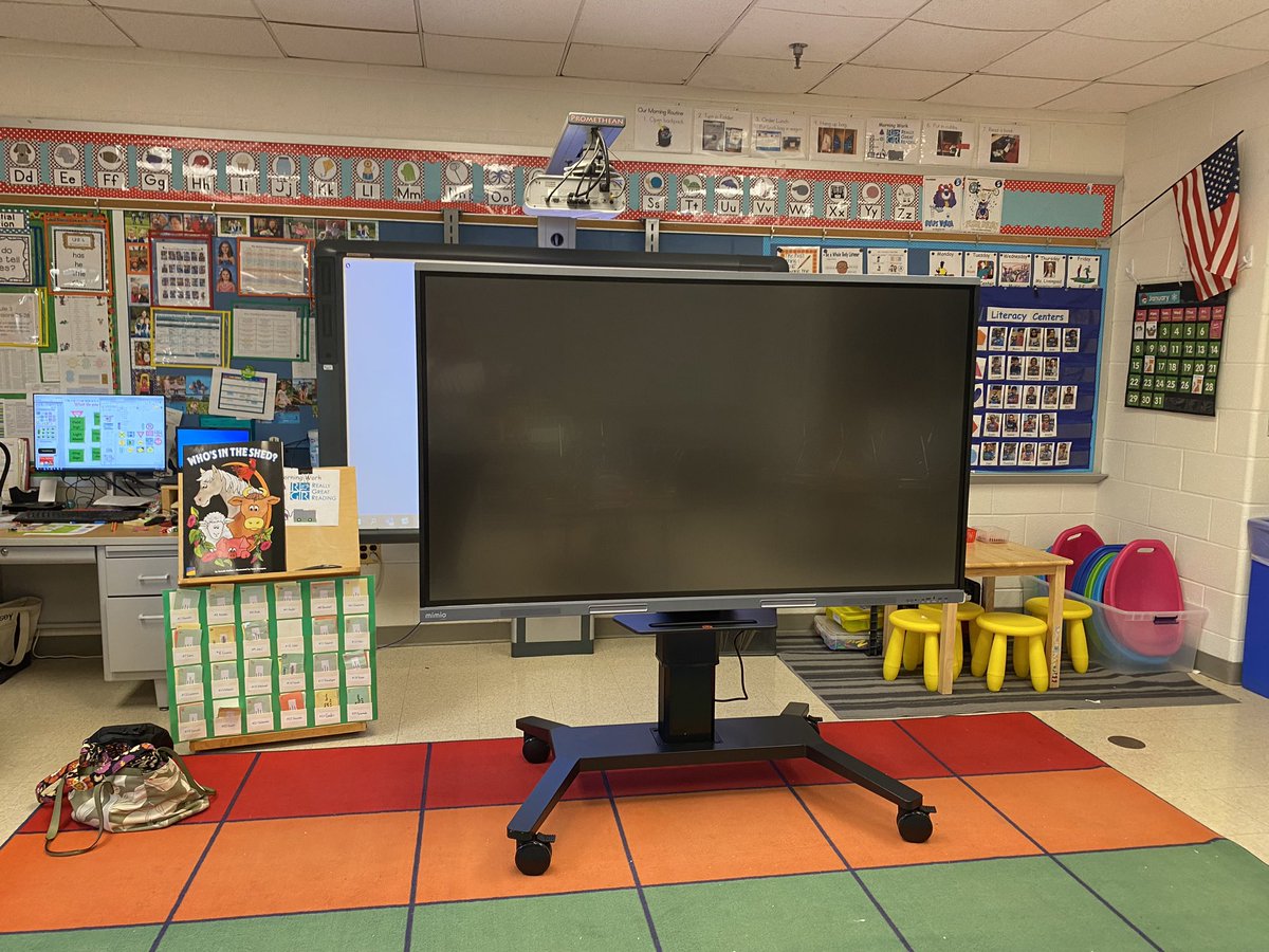 MrsMackeysClass's tweet image. I’m thinking back to my first years using overheads and having 2 blue iMacs, then a huge leap to connect my computer to my big box TV. The excitement of my Orange Promethean being installed! Moving to a new school and then getting a touch screen! Now, Boxlight! #TechEvolution