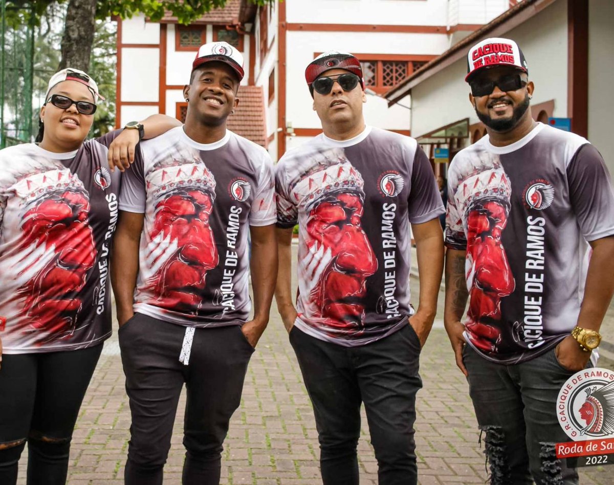 andinho_voz's tweet photo. #GrupoVozAtiva 
#CaciquedeRamos 
#SalveoSamba https://t.co/bpy5BtaQ21