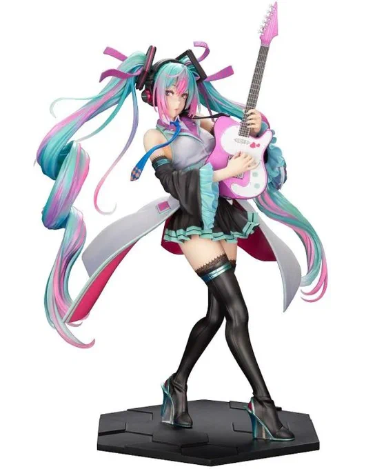 HER TOO...... HOW COULD I FORGET HER...... 