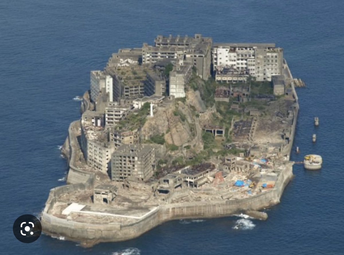 JalanCutiSantai's tweet photo. Filem "THE BATTLESHIP ISLAND" kini sedang TRENDING di Netflix.

-Diinspirasi Dari Kisah Benar-

“Pulau Hashima Pulau Terbiar, pulau yang digelar sebagai NERAKA DIBUMI"
Jalan cerita perfect 10/10

Tiada nexflix, Beli sini murah👉🏻https://t.co/yasRsLEJCo https://t.co/fDjgfHYbfE