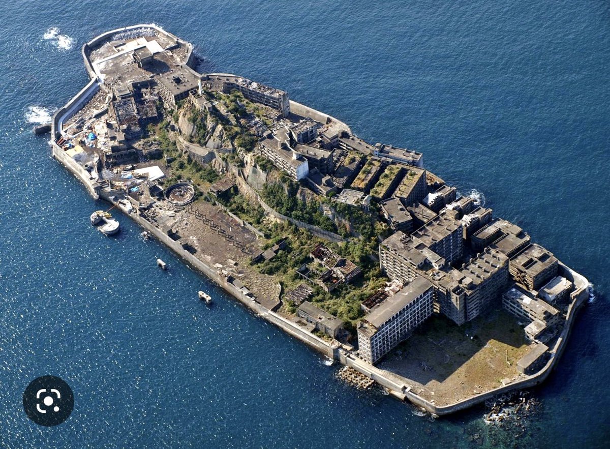 JalanCutiSantai's tweet photo. Filem "THE BATTLESHIP ISLAND" kini sedang TRENDING di Netflix.

-Diinspirasi Dari Kisah Benar-

“Pulau Hashima Pulau Terbiar, pulau yang digelar sebagai NERAKA DIBUMI"
Jalan cerita perfect 10/10

Tiada nexflix, Beli sini murah👉🏻https://t.co/yasRsLEJCo https://t.co/fDjgfHYbfE