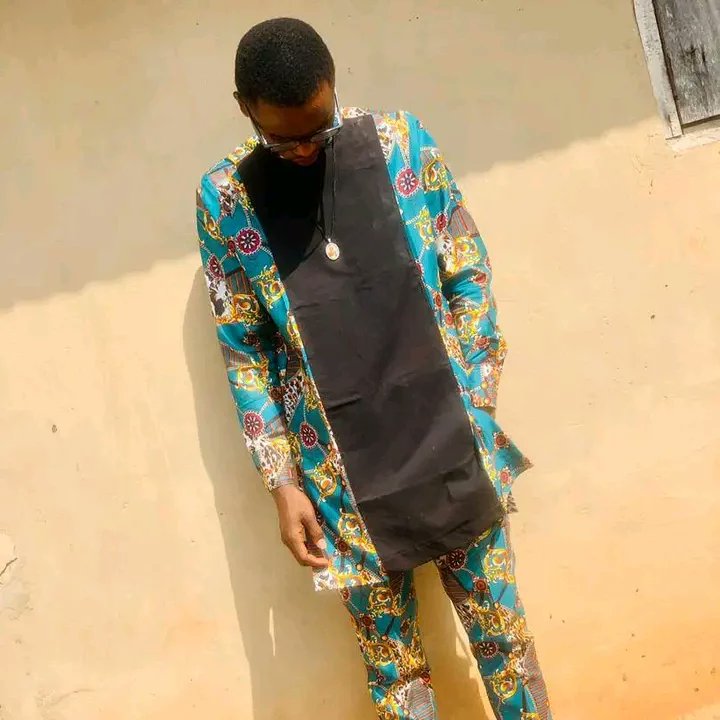 iyangadavid's tweet photo. In addy to myself January 30th birthday loading🥳🎂🍸
Never give up success always comes after the biggest failure.
Best revenge is showing them life got better after they left.
You're not rejected,you are redirected to something better...
🥳❤️📌
#goodvibes
#vibes
#Motivation https://t.co/2HnbWJGKTr