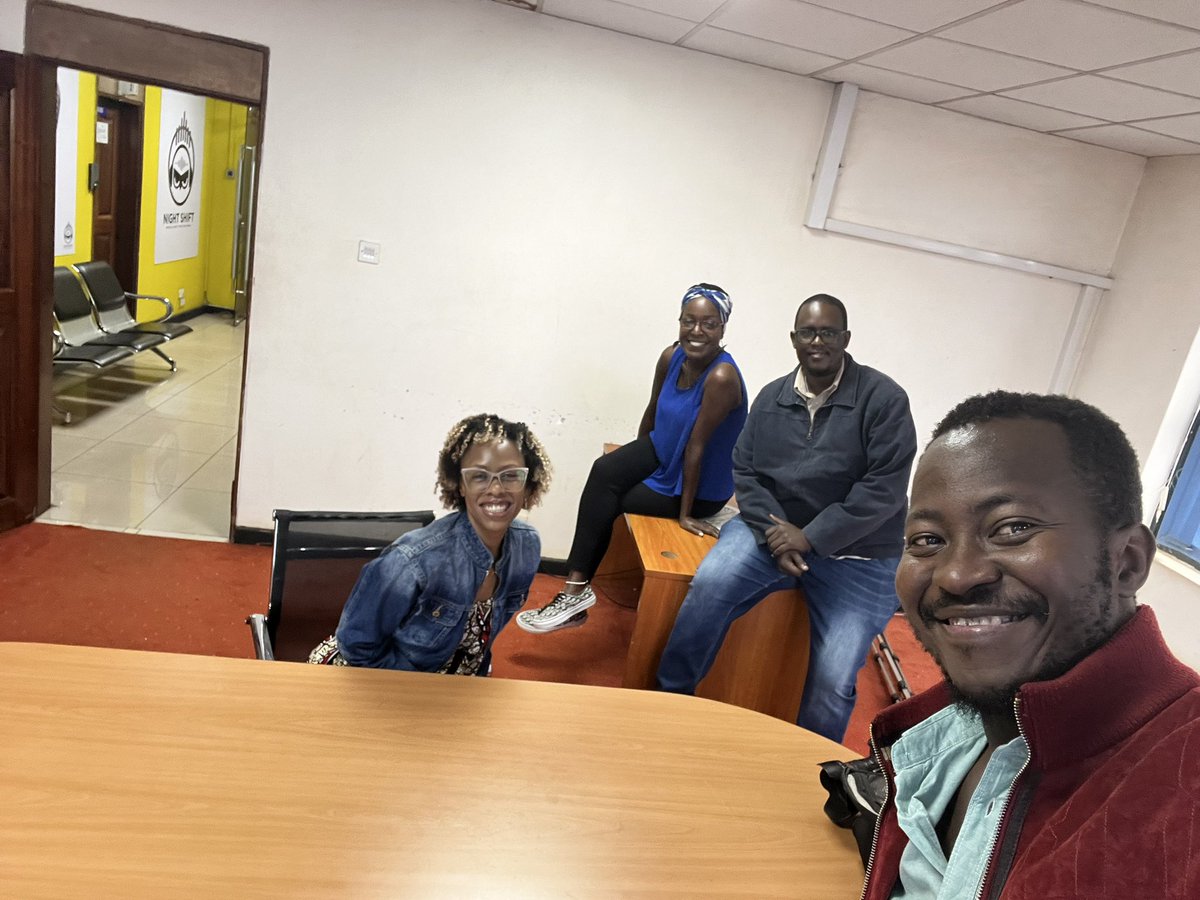 conradgoodmanK's tweet photo. Good morning Kampala
From @882SanyuFM
Tune in and catch my favorite hooligans @rudende @kanyindo @missdeedan #sanyubreakfast https://t.co/rlrBgw1ROT