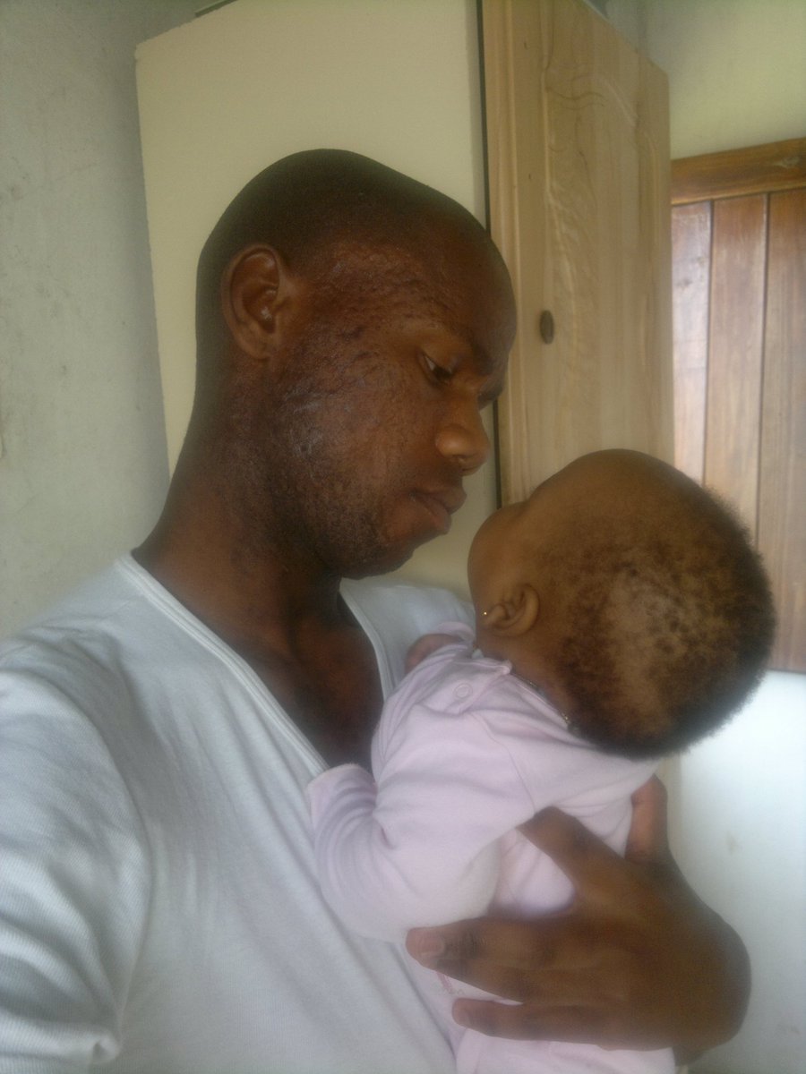 The society does does not really trust men with babies #StoryTime

So my daughter was a prem,an urgent c-section was done at 33weeks of pregnancy, my lil diva was 2,1kg,delivered at 07h:55am on a windy Sunday of the 10th day of Jube 2012. When they took me to her ekwi-incubator