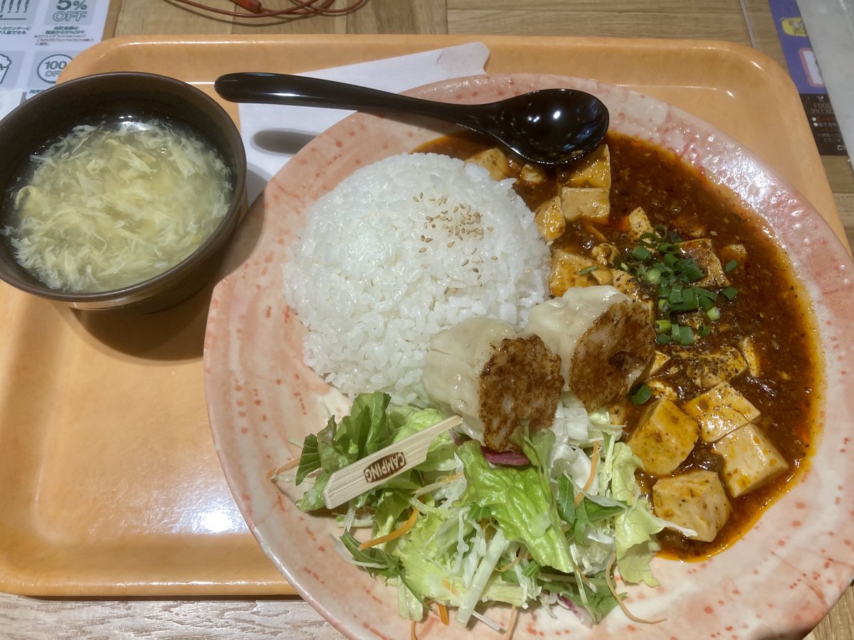 pawishman's tweet photo. #MaboDofuplate #Lefront #Kawasakicity #Ali #chinesefood #lunch https://t.co/EVH6LfSgpY
