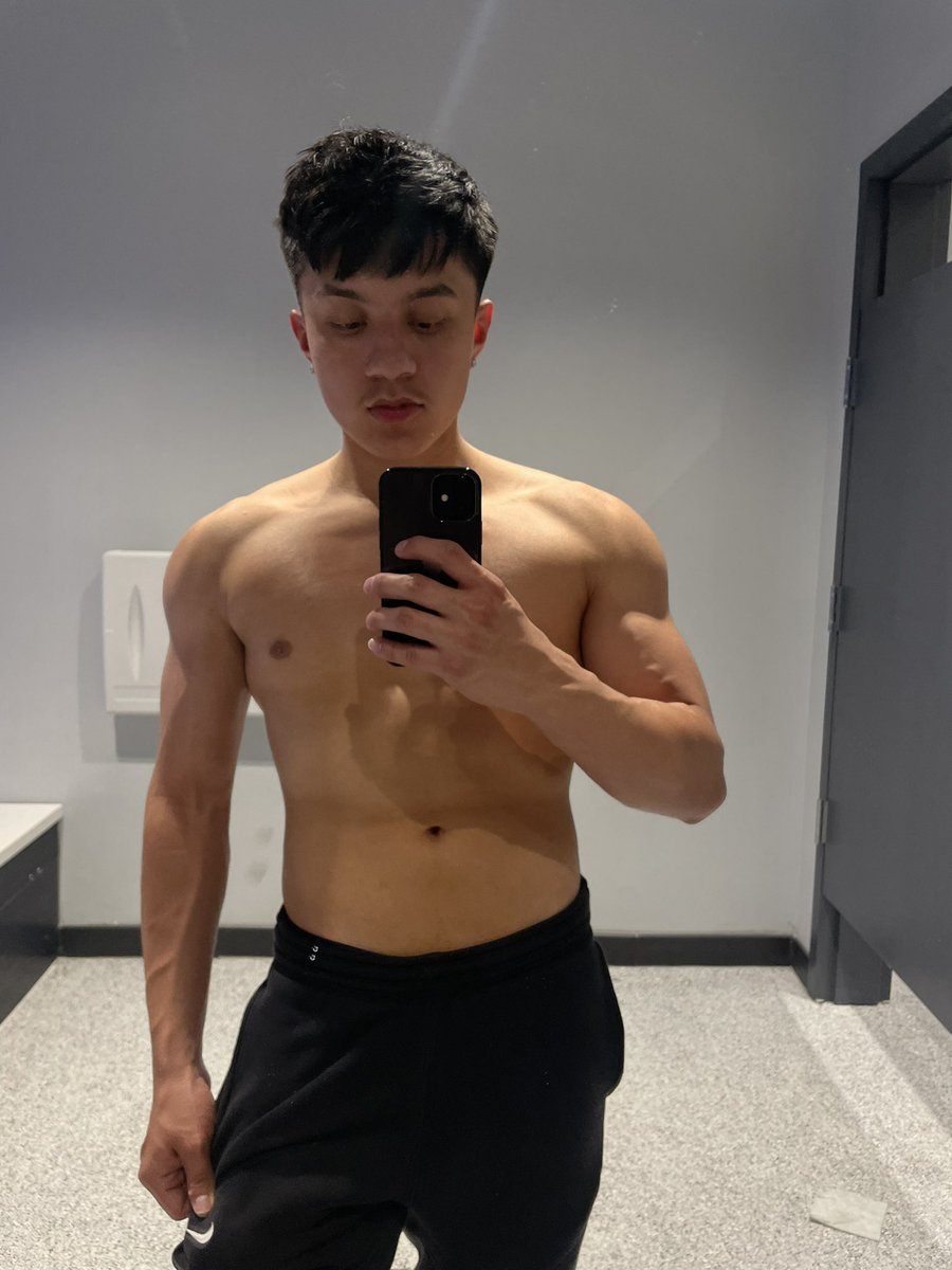 tavofreeof's tweet photo. could we do some cardio ? https://t.co/0M55HOO4DU