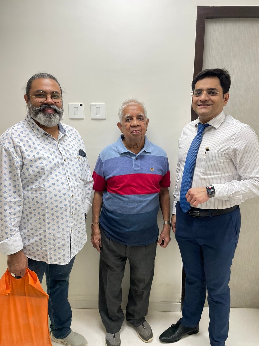 Meet my 88 years old patient Mr Patki. Did total knee replacement of both his knees in 2011

It felt so good to see him so happy n fit.😇

📞+91 22 6881 4200

#ortho #kneedoctor #bonedoctor #hipfracture  #kneereplacement #totalkneereplacement #backpain #kneereplacementrecovery