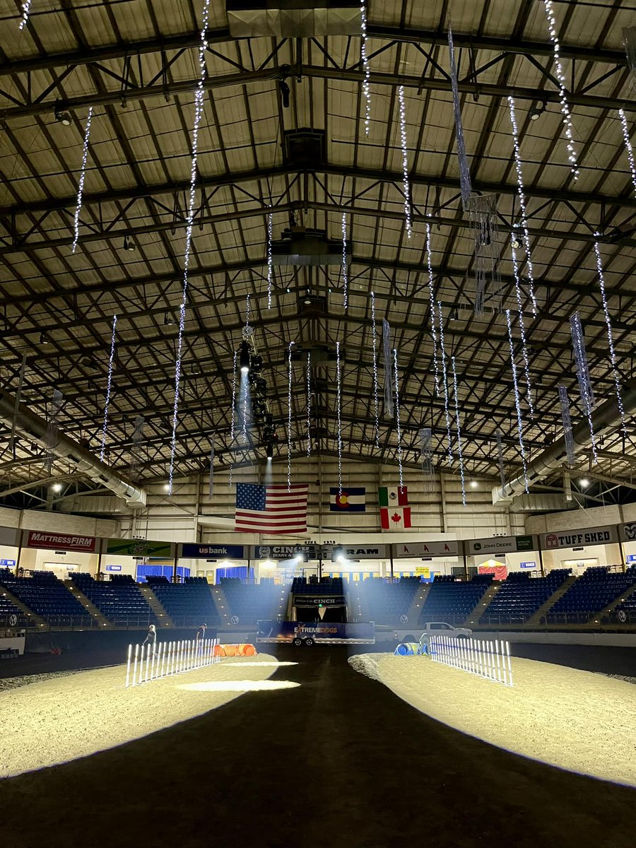 DogsExtreme's tweet photo. FUSION Talent Group proudly presents Extreme Dogs at the Denver Livestock Show and Rodeo. #extremedogs #dogshow #halftimedogs #halftimedogshow #dogshow #andrewpogson #dockdiving #dogagility #dogs #dogsofcolorado #bestdogshow #dogsoftwitter https://t.co/XsMNTvRr4y