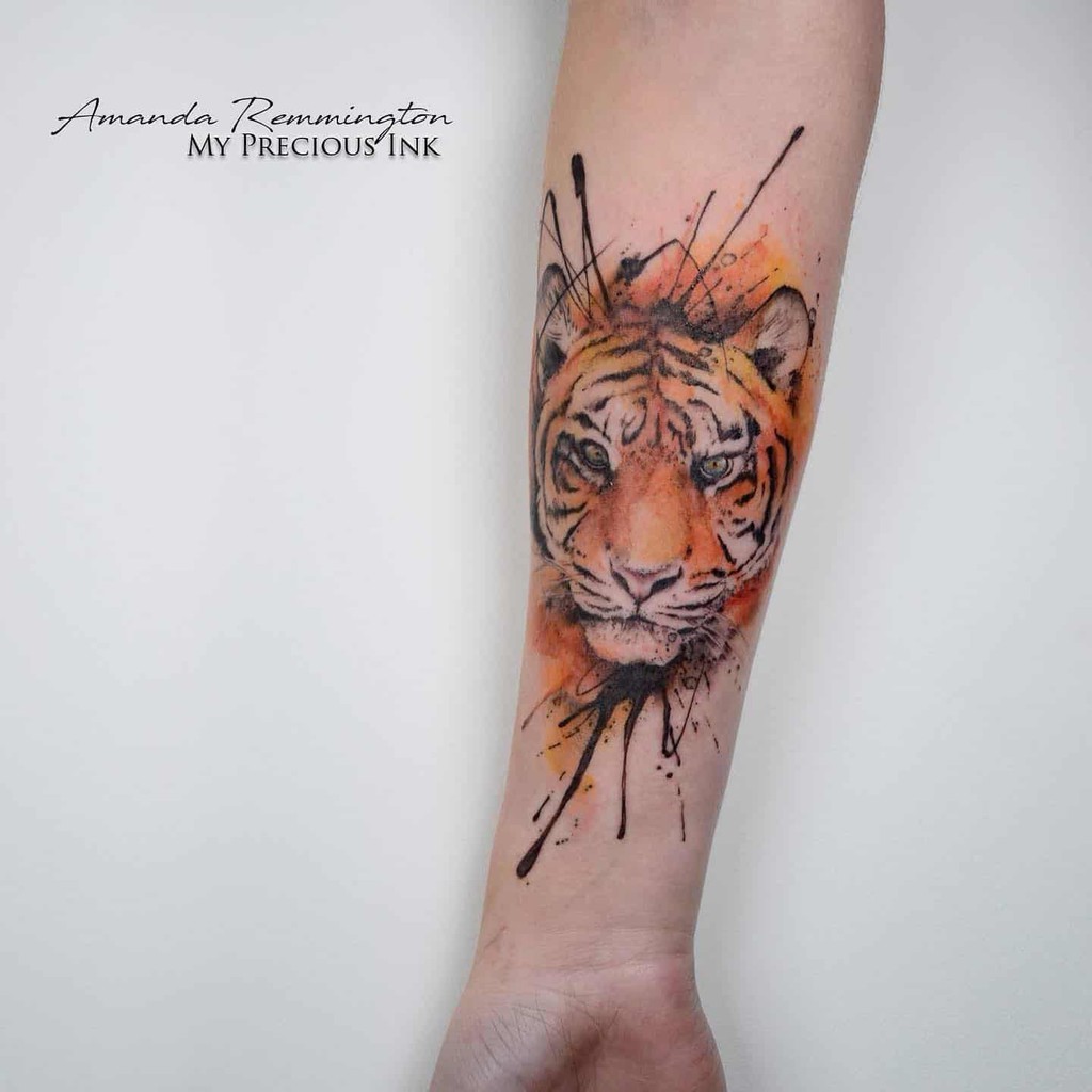 TattooConnectAu's tweet photo. Get this tattoo on the lower arm as they are ideal because it allows for more intricate detail and visibility when showing off the design.
Read more
https://t.co/FSu1ImmEGP
#Liontattoodesigns #Liontattooideas #Tattooartists #LowerArm #Inked #Tattooideas #Tattoo https://t.co/nJUjuumUUC