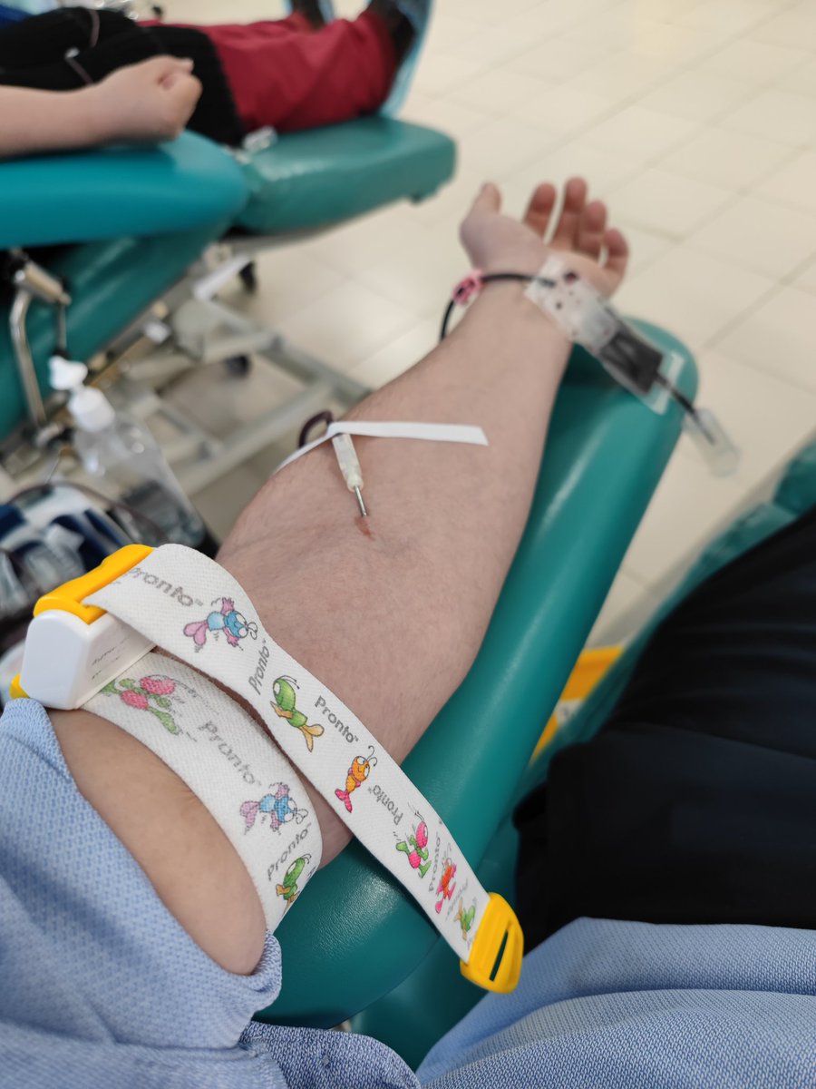 NetworkGlasses's tweet photo. How to call a donor asked to donate blood urgently❤️ https://t.co/DmtcUSYcvk