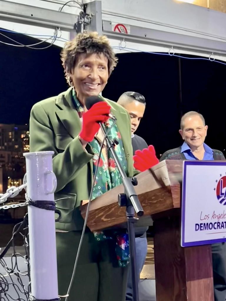 Los Angeles Democratic Party (@lademocrats) on Twitter photo 