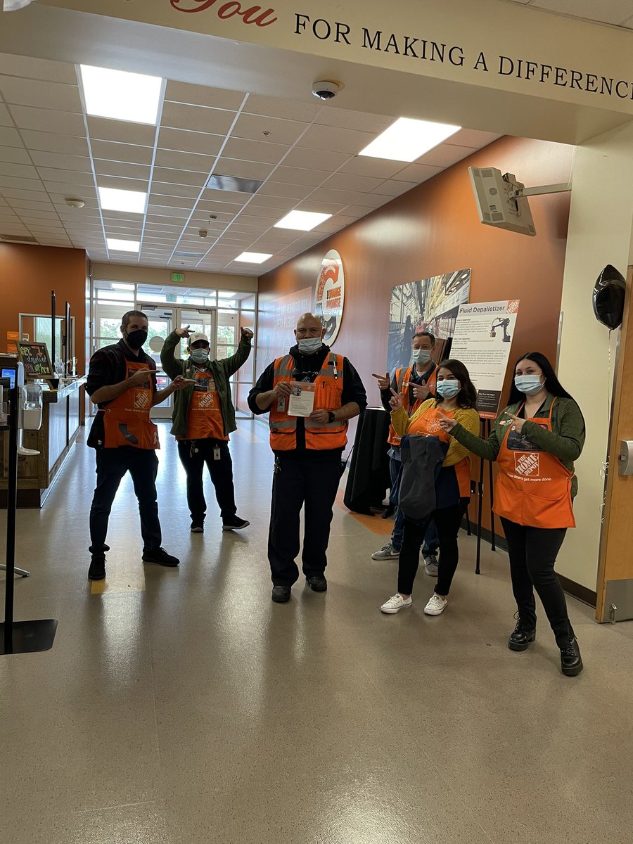 Andy Contreras (@andycontreras37) on Twitter photo <a href="/EBadger76/">El_Badger76</a> <a href="/Nataly_Thd5087/">Nataly Navarrette</a> @rayray5641 Congrats to Cesar for his homer award. He is truly what Home Depot represents and always takes care of the building and his peers . <a href="/EBadger76/">El_Badger76</a> <a href="/Nataly_Thd5087/">Nataly Navarrette</a> @rayray5641 Congrats to Cesar for his homer award. He is truly what Home Depot represents and always takes care of the building and his peers .