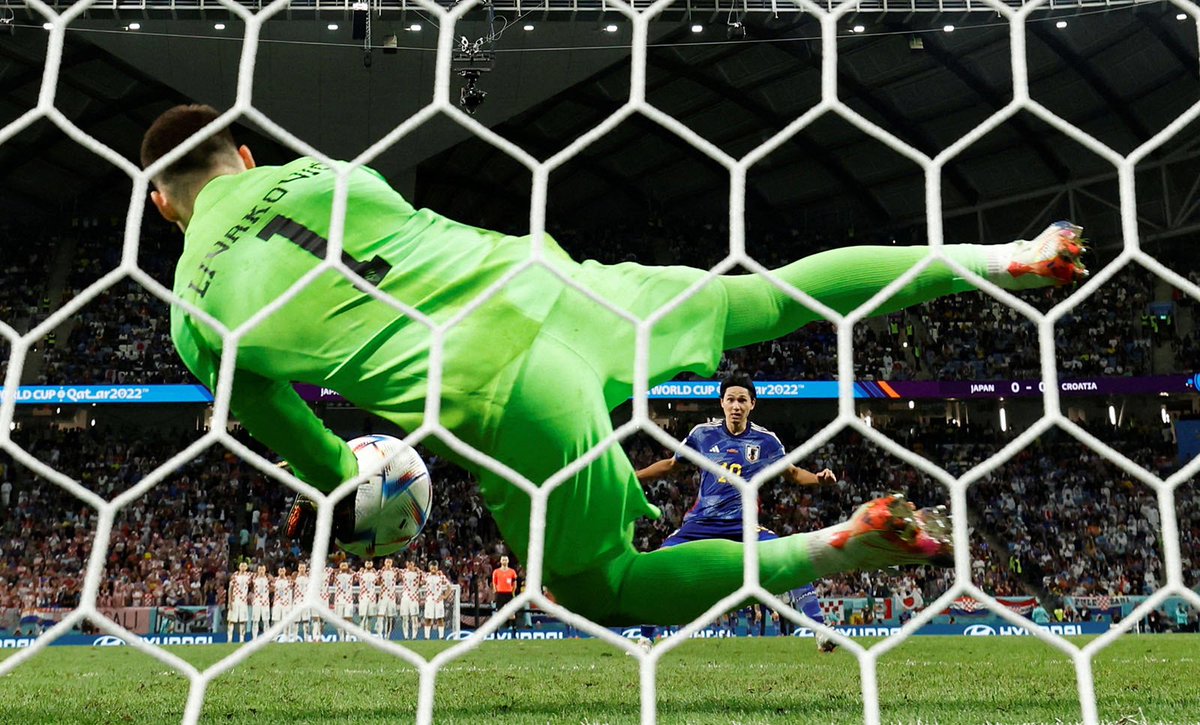 FPA_2020's tweet image. More top images to enjoy from our FIFA World Cup Qatar 2022 online gallery 📸by- 1️⃣ @John_Sib /Reuters - 2️⃣- @TopshotKirk /AFP 3️⃣- @wilsonscribbles /Offside 4️⃣- @LiveseyAlex /Danehouse - View all images in the exhibition at - footballphotographersassociation.co.uk/world-cup-2022…