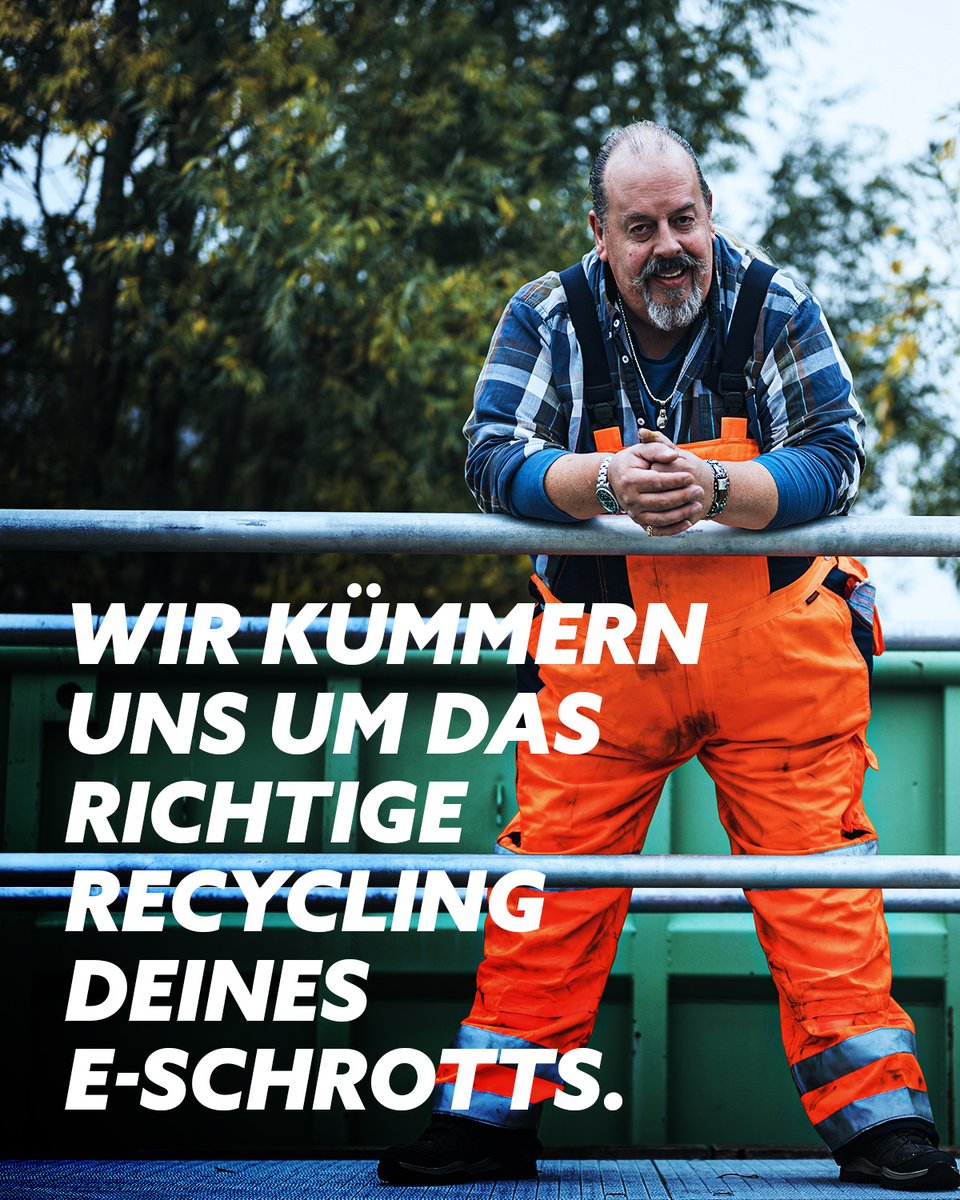 dein_plan_e's tweet photo. E-Schrott gehört nicht in den Hausmüll. Recycling und Mülltrennung sind ein essentieller Beitrag für den Klima- und Umweltschutz. Vermeide Müll, repariere defekte Geräte und trenne deinen Müll richtig. Recycling gewinnt Rohstoffe zurück und Ressourcenschutz ist Klimaschutz. 💚 . https://t.co/lU3K9aHXuW