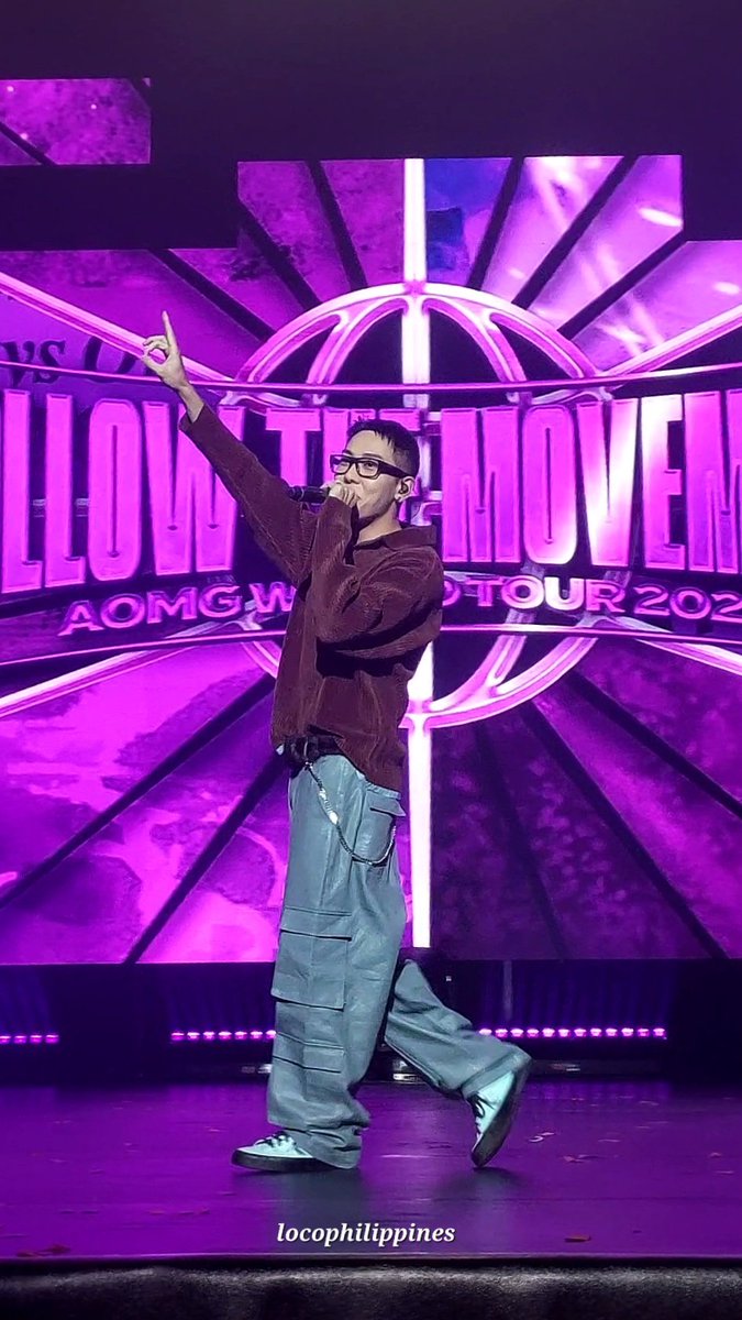 LocoPhilippines's tweet image. Yup. Same person. 😊

#AOMG #로꼬 #Loco 
#AOMGinMANILA
#AOMGFollowTheMovement2023