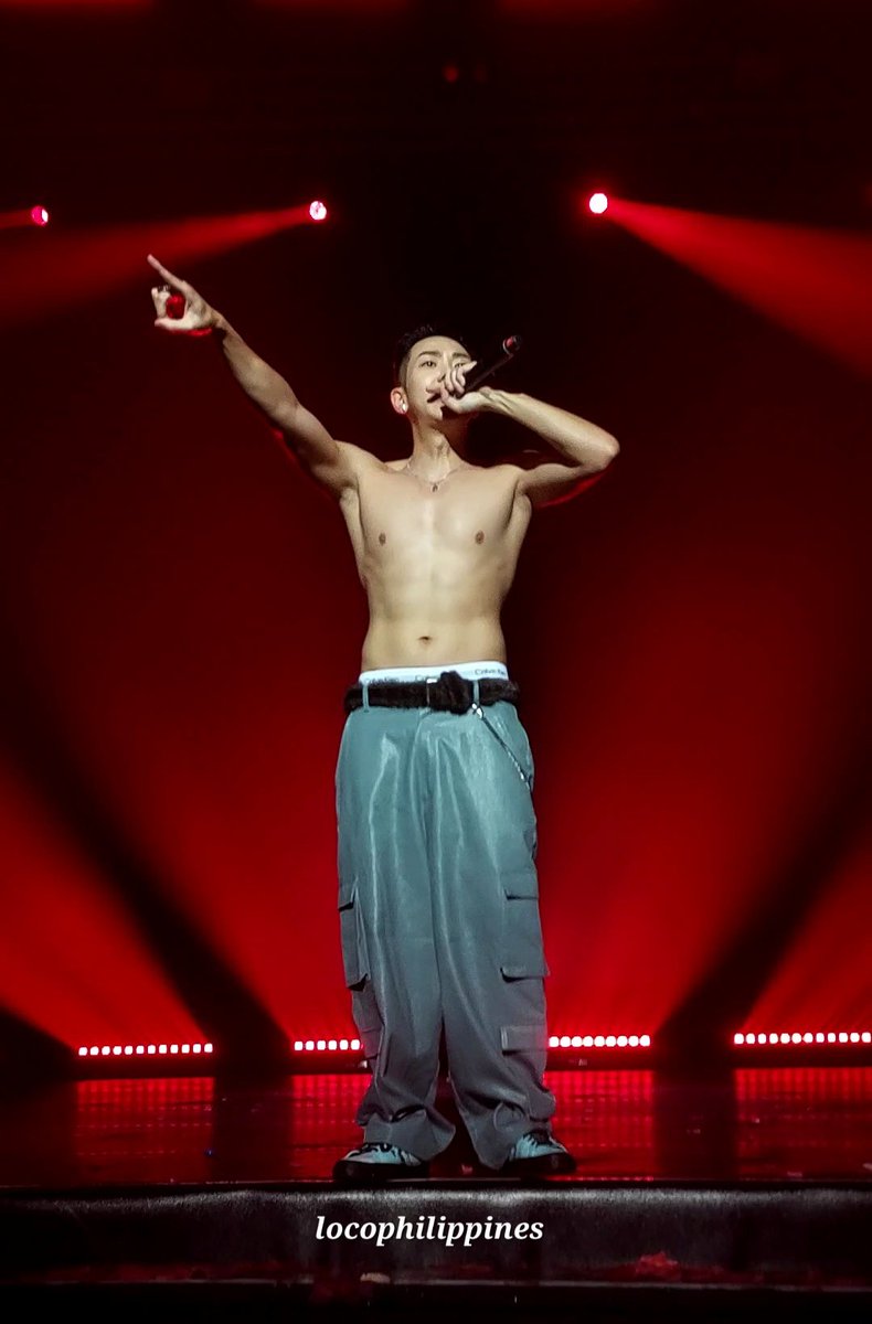 LocoPhilippines's tweet image. Yup. Same person. 😊

#AOMG #로꼬 #Loco 
#AOMGinMANILA
#AOMGFollowTheMovement2023