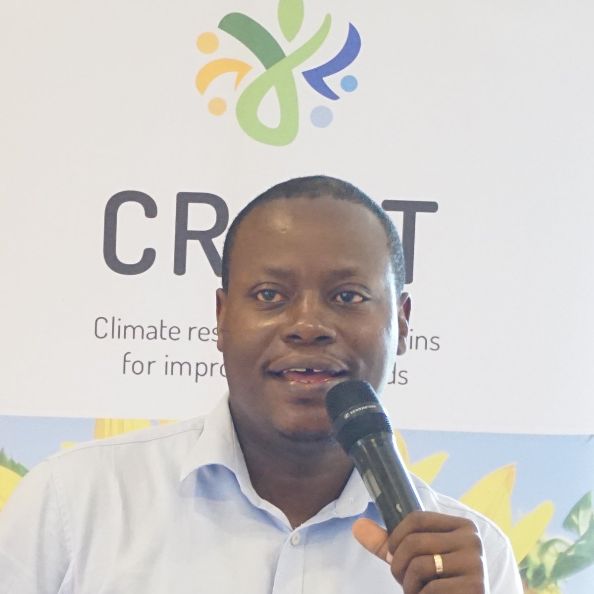 <a href="/allan_wayira/">Allan Wayira</a> - a Senior Agribusiness Advisor shares his experience working with #privatesector to scale up climate smart agriculture practices &amp; technologies in 🇺🇬🇺🇬 under the <a href="/crafteastafrica/">CRAFT East Africa</a> project.

Read his full interview➡️t.ly/BSCa

<a href="/snv_uganda/">Ape TerminaI ‧</a> <a href="/NLinUganda/">Embassy of the Netherlands in Uganda</a>