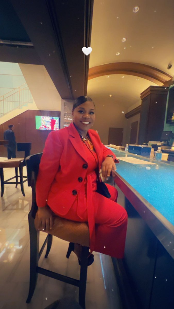 Maria Nicole tweet media