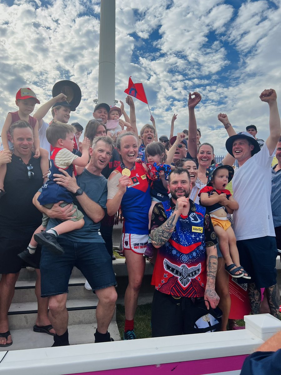Caitlin_Nobes's tweet photo. An absolute star, on + off the field. 💫

We’ll miss you, Dais. Forever part of the red + blue. 🫶 https://t.co/rcG0xITu3N