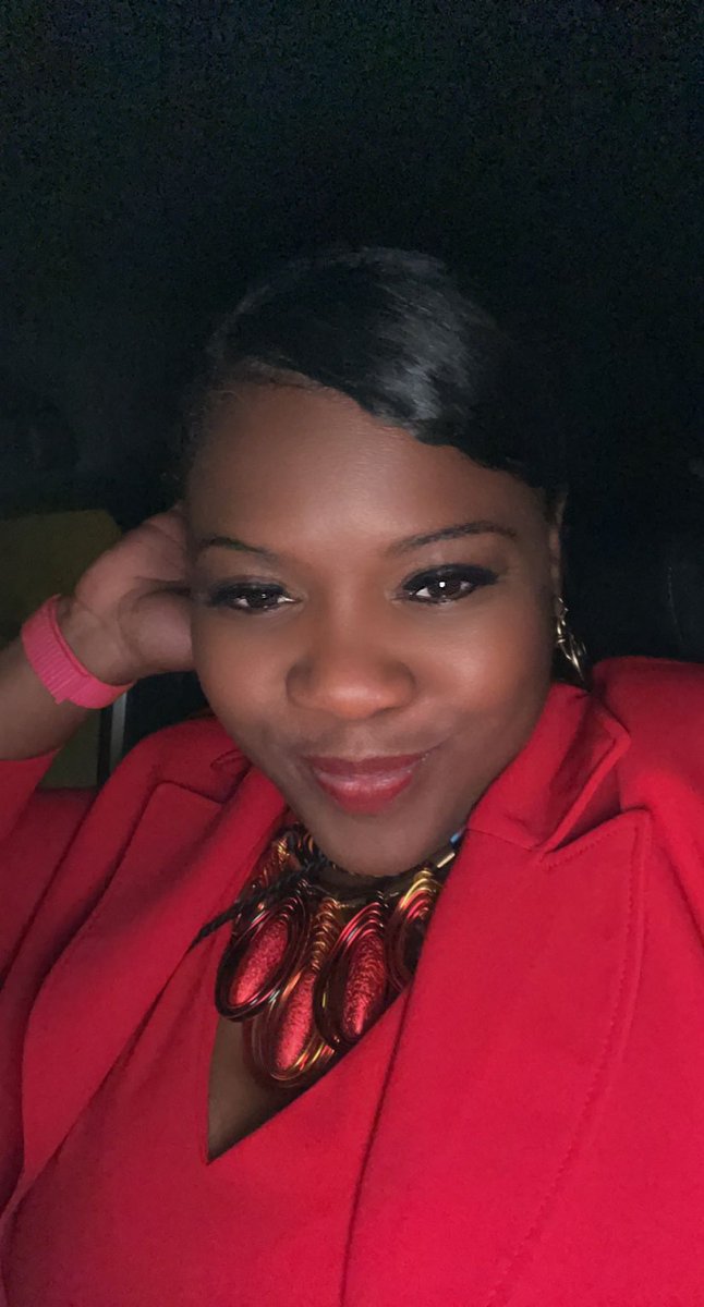 Maria Nicole tweet media