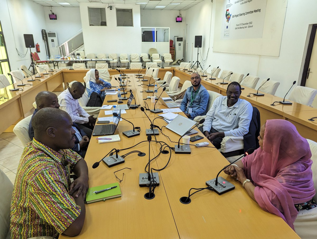 NuursViews's tweet photo. Director @IgadhealthS Madam @AlwanFathia &amp; director for Finance @onyari hosted Mr Samuel Lule,
@WorldBank's Snr Social Dev't Specialist at the IGAD HQ to discuss implementation &amp; additional funding for the IGAD Dev't Response to Displacement Impacts project (DRDIP).

#Refugees https://t.co/sxmVLo3v5s