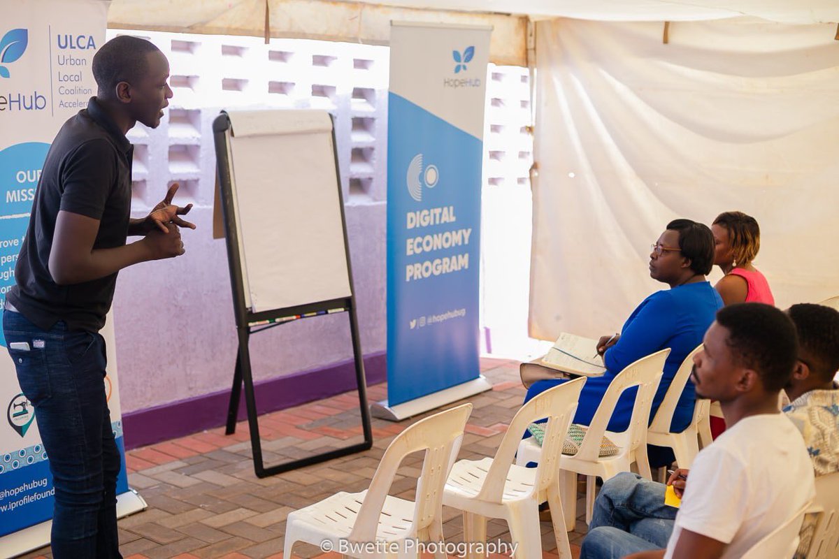 HopeHubUg's tweet photo. We have the Digital Economy Program for impacting Digital skills in youths.
With a growing number of online customers, MSMEs need to be empowered to leverage digital platforms & IT tools as drivers of business growth. - @ogwaldee
#RoundTableTalks
#LCA
#Skills4Refugees https://t.co/3CA2u2Lzvu
