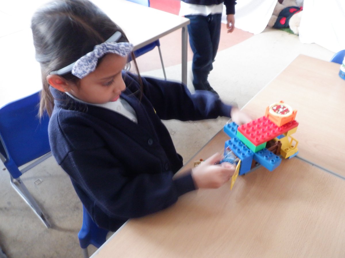 Year 1 are having an amazing time in Lego club! They have being using their creativity to build something meaningful!