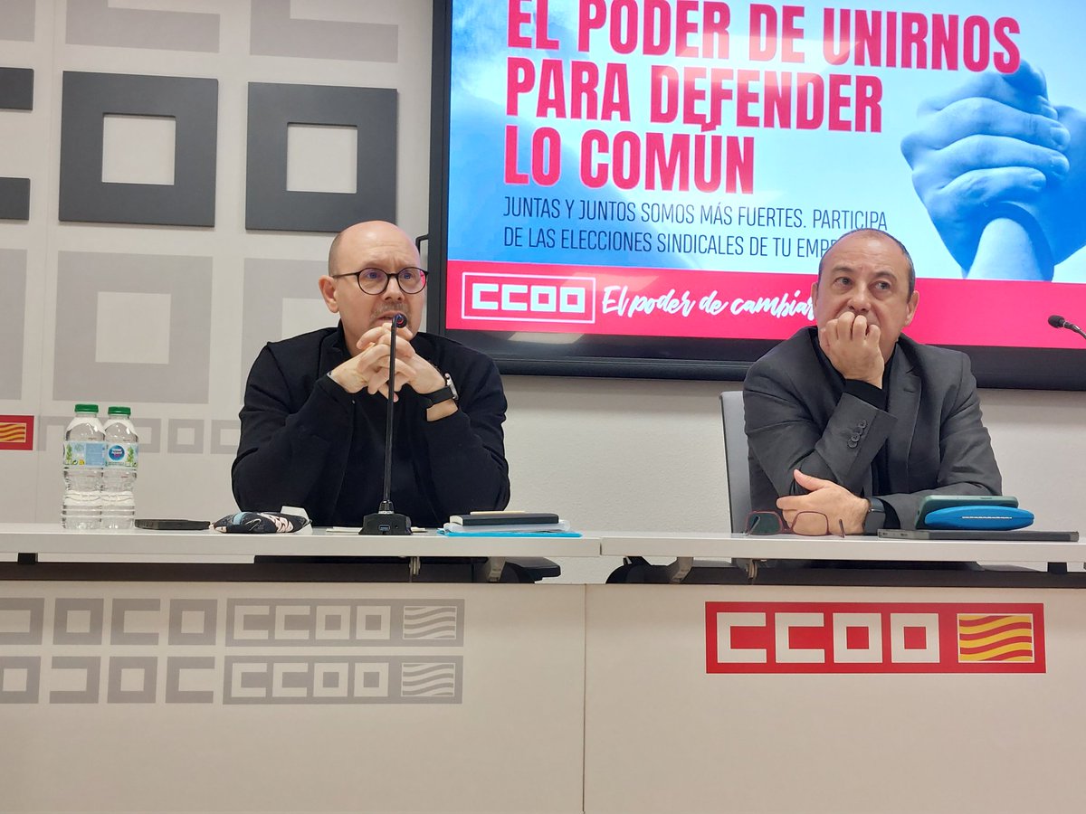 CCOOAragon's tweet photo. Hoy celebramos en #Aragón un comité para conocer de primera mano como están las negociaciones con el gobierno estatal en materia de Seguridad Social, Pensiones, SMI con @carlosbravofdez y @pina_lasheras El poder de #CambiarLasCosas https://t.co/qnPqzmqrDy