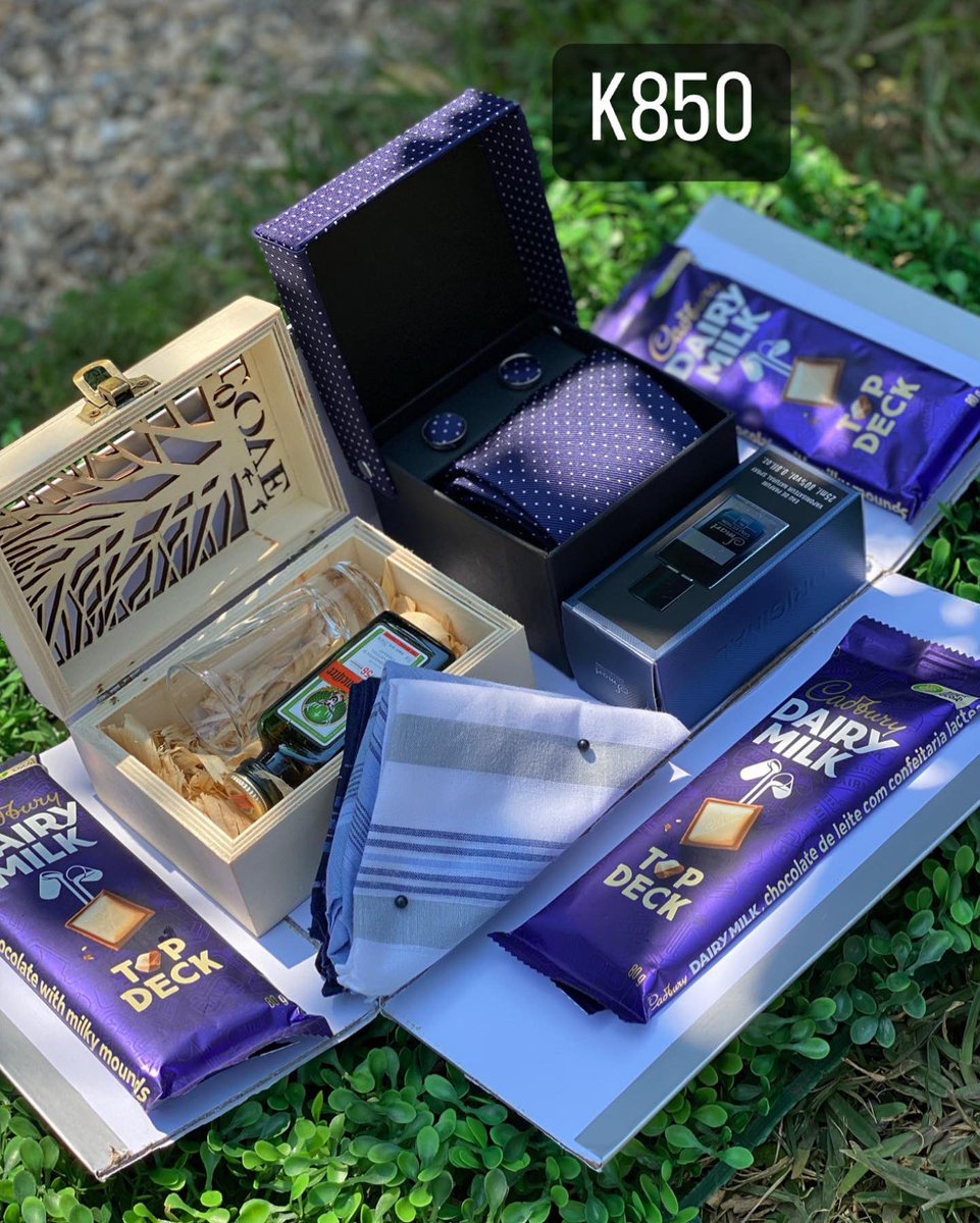 TashaNotNatasha's tweet photo. It’s been a while here.. thought i should share some valentines gifts.. 

0972962436, kabulonga, Lusaka, Zambia..

IG: @giftsgalorezm
Facebook: gifts galore zm https://t.co/Q2epNjTE0N