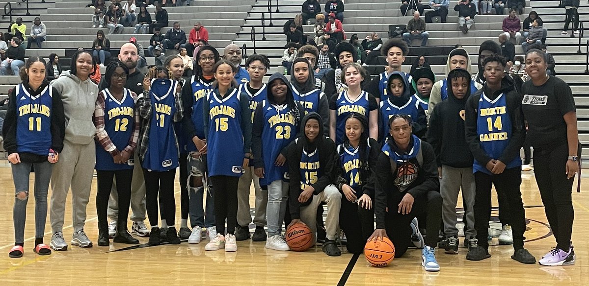 SouthGarnerAD's tweet photo. Shoutout to @northgarnerms2 boys and girls basketball teams for joining us at last week’s game!! We appreciate your support and look forward to seeing you all again soon!! #Titanup https://t.co/niyFPKUFwH