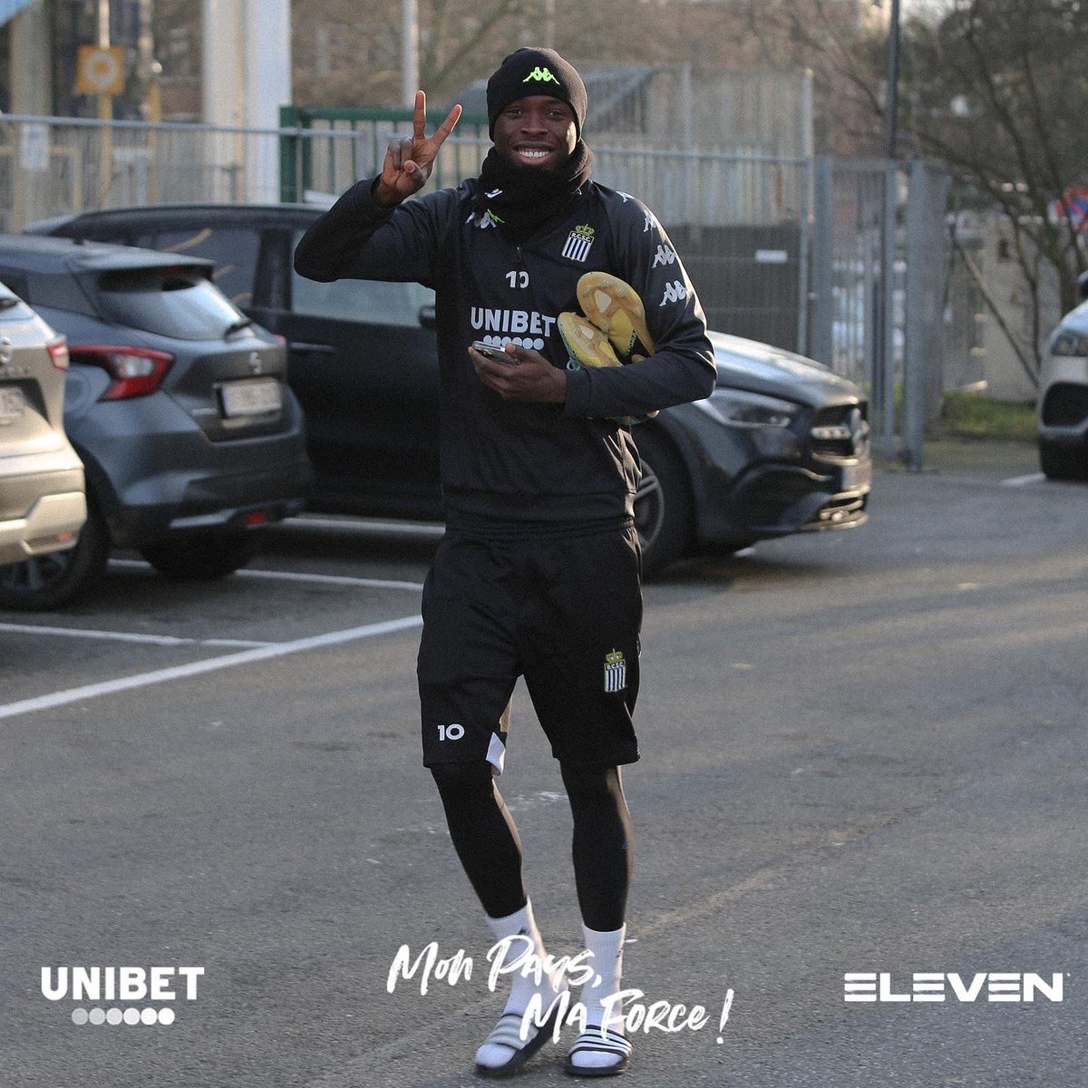 SportCharleroi's tweet image. 𝗗𝗲𝗿𝗻𝗶𝗲𝗿 𝗲𝗻𝘁𝗿𝗮î𝗻𝗲𝗺𝗲𝗻𝘁 avant Gand🥶 

Envie de nous y accompagner ?🎟️
 urlz.fr/kt0a 

#RCSC #trainingtime