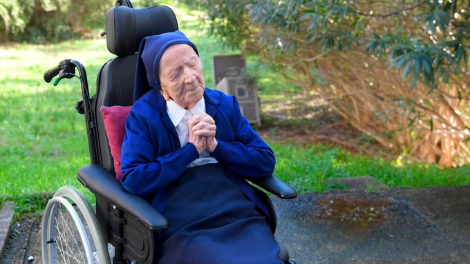 The world's oldest person, French nun #LucileRandon  , dies aged 118 at her nursing home in Toulo , France. Ms Randon assumed the name Sister André when she took holy orders in 1944.