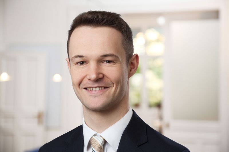 Wir freuen uns, dass unser #bdd-Team in Berlin wieder komplett ist und begrüßen unseren neuen Rechtsreferenten Antonius von Loë herzlich!

Mehr Informationen zu seinem beruflichem Werdegang: direktvertrieb.de/de/pressemeldu…