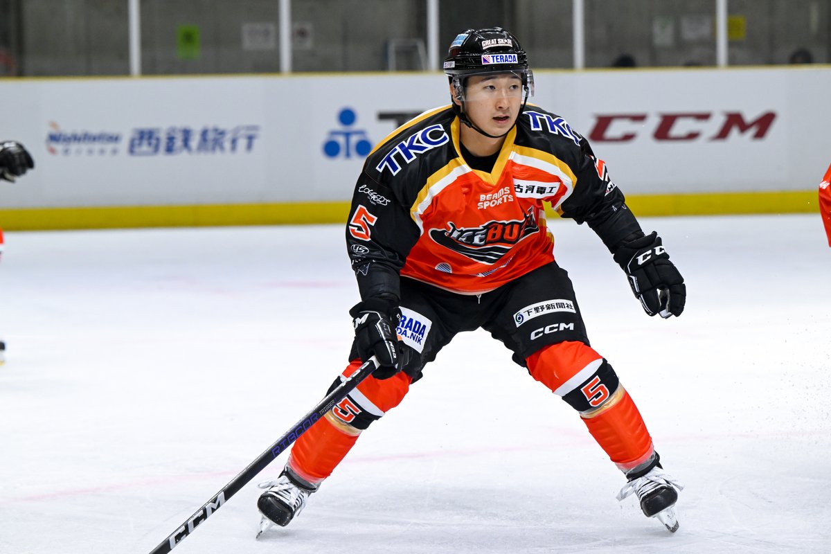 NIKKOICEBUCKS's tweet photo. 📅1月21日(土)・22日(日)
🆚  #東北フリーブレイズ
📍 日光霧降アイスアリーナ
⏰14:00 FACE OFF

チケット販売中✨
激アツの2連戦をぜひ会場で‼️

チケット/詳細はこちら⏬
https://t.co/VfAEwYUOBK

#アイスバックス
#アイスホッケー https://t.co/GRDYiMTYaX