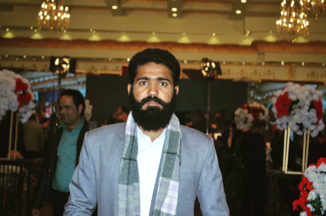 TheAbdullahShow's tweet photo. CEO OF SMART EYE BIZ | Abdullah Gujjar 
Managing Director of SolarKon 

#AbdullahGujjar #theabdullahshow #SmartEyeBiz #SolarKon #SmartEyeBizCEO #SolarKonMD #CEO https://t.co/Q9MynE0KZD