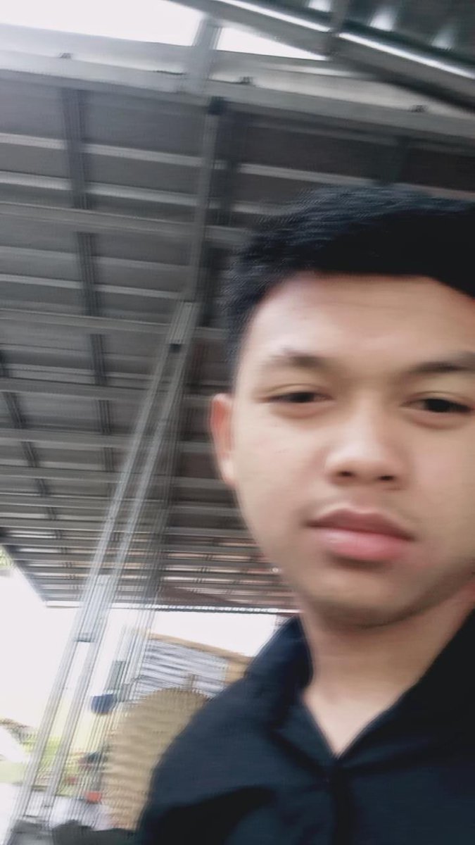 dambri22's tweet photo. Hai nama ku faiz 16tahun ada yang mau liat aku bugil? https://t.co/IV2VjZrhl8