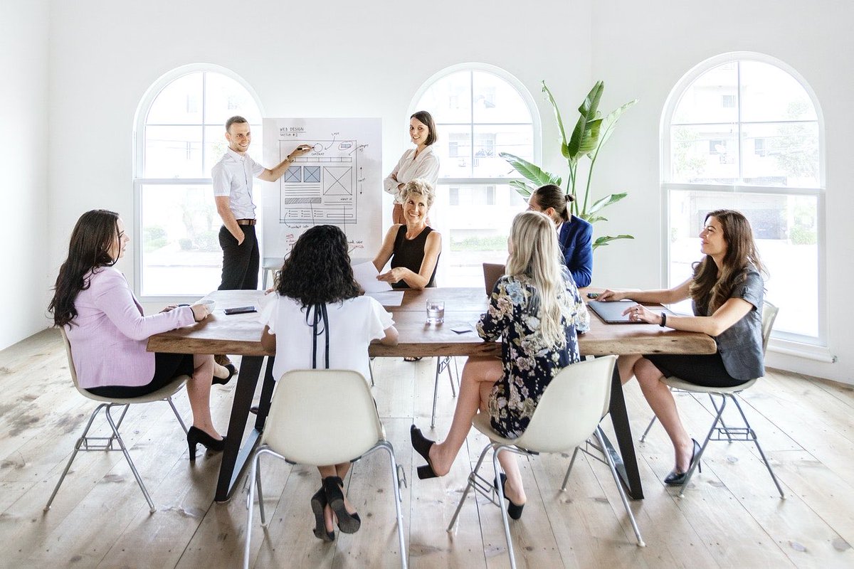 Why  a new paradigm for internal comms is needed to keep staff engaged and how to make it happen 

A #BBunker Blog By Rob Edmonds, NRG_Digital

buff.ly/3uk481n